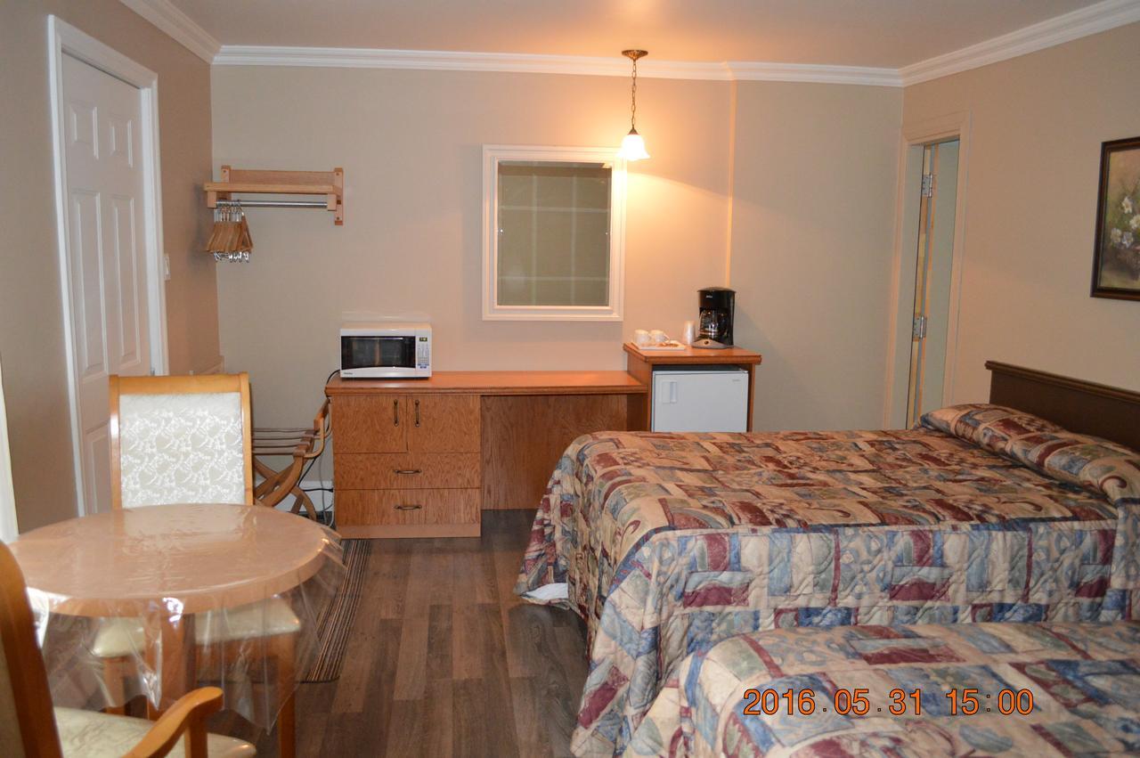 Motel-Auberge Helene Victoriaville Exterior foto